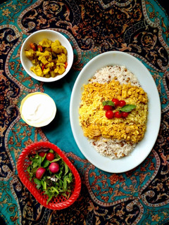 عکسی از دستور عدس پلو با مرغ ریش ریش