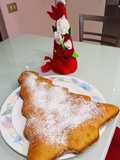 Torta al latte caldo con mandorle e aroma di limone