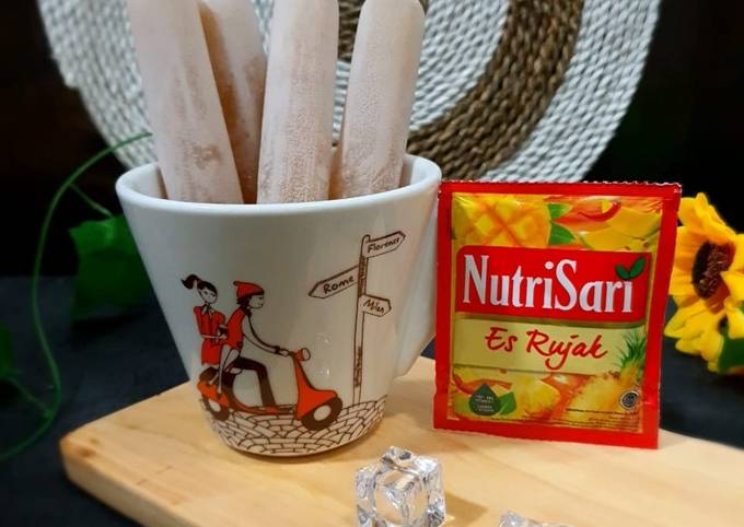 Es Lilin Rujak Nutrisari