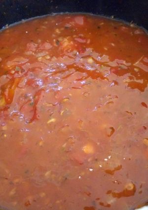 A picture of Pizzaiolla sauce.