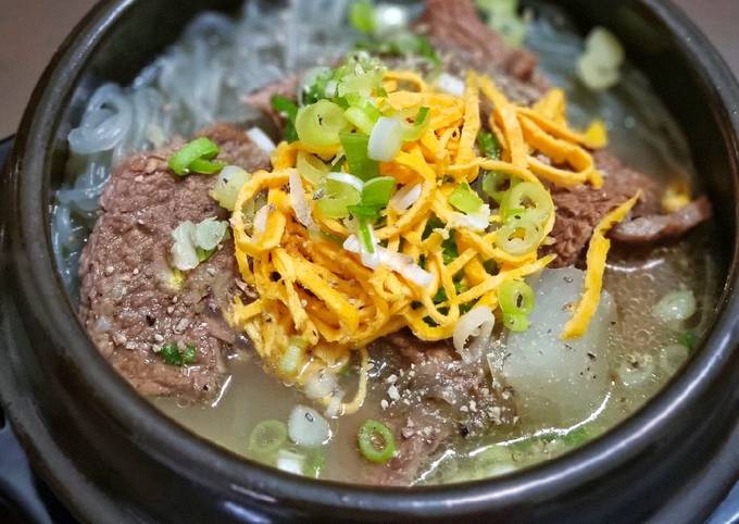 Galbi Tang (korean beef short rib soup)