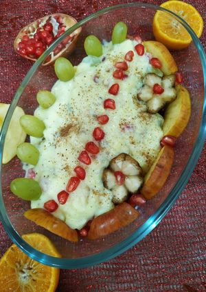 स्पाइसी फ्रूट कस्टर्ड (Spicy fruit custard recipe in Hindi) रेसिपी मुख्य फोटो