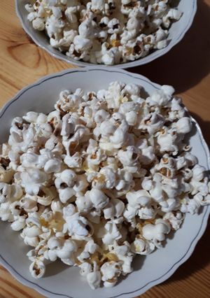 صورة لوصفة فشار 🍿لسهراتنا