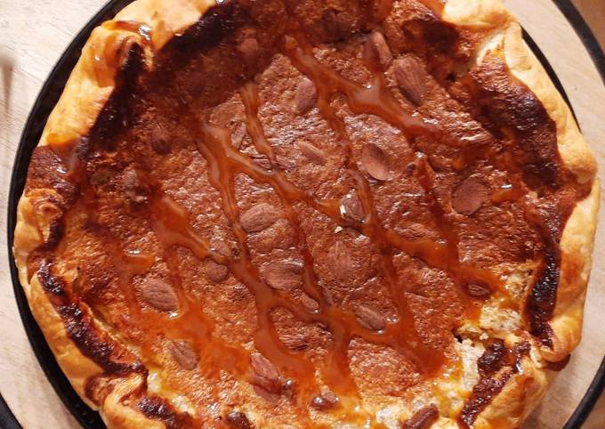 Recipe of Tarte créme d&#39;amande, pommes caramélisées