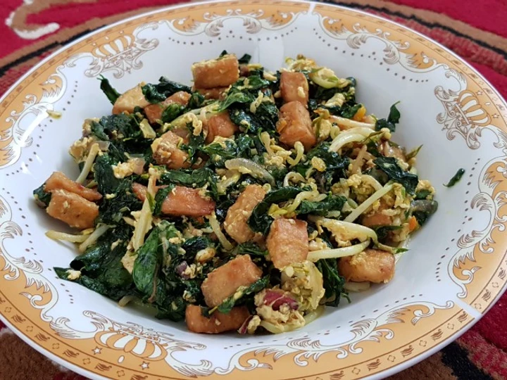 Langkah Mudah untuk Menyiapkan Resep  Tumis KTT (Katuk daun, Touge dan Tahu) yang Sempurna, Lezat