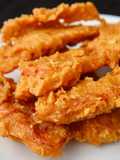 8. Pisang manis goreng sambal belimbing wuluh