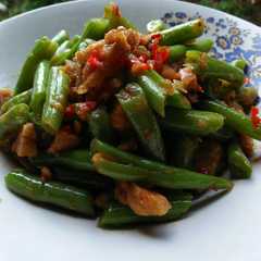 A picture of Tumis buncis mix tempe.