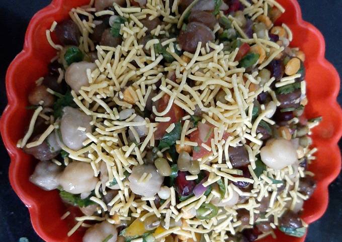 Mix Sprouts Fruity Chaat