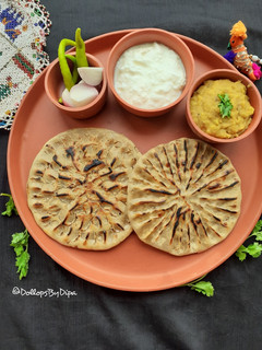 ખોબા રોટી (Khoba Roti recipe in Gujarati) રેસીપી મુખ્ય ફોટો