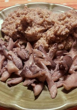 Foto di Polenta taragna con funghi alla menta