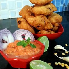 A picture of Daal bada.
