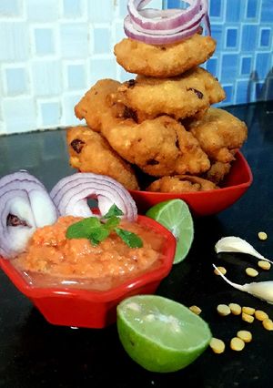 A picture of Daal bada.