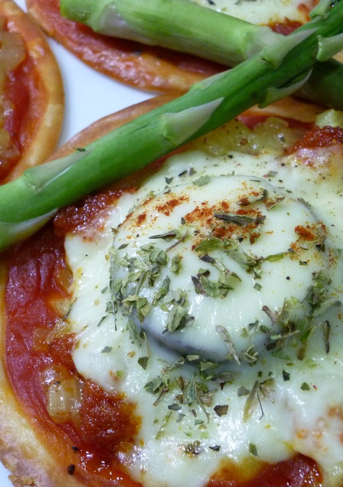 Una foto de Mini pizzas especiales