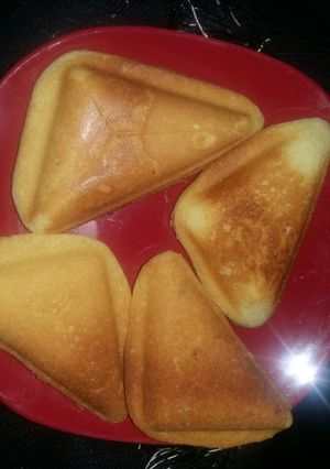 A picture of Mini cakes#sandwich maker.