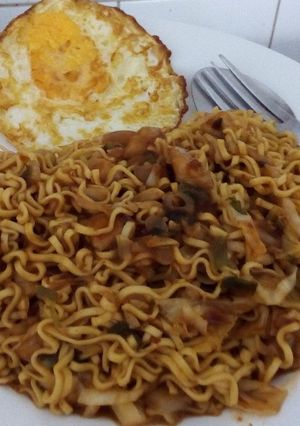 Foto resep Mie nyemek alakadarnya