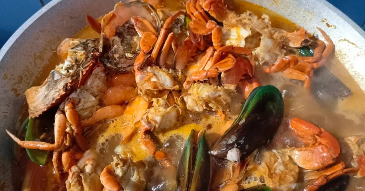 Resep Seafood Saus Padang Mudah dan Praktis Dihidangkan