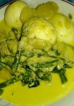 Foto resep Gulai kuning telur campur rempah-rempah