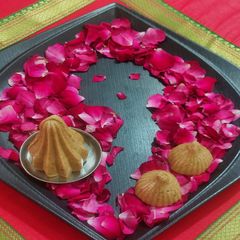 A picture of PEANUTS & DRY GINGER POWDER MODAK.