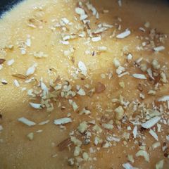 A picture of Sooji ka halwa.