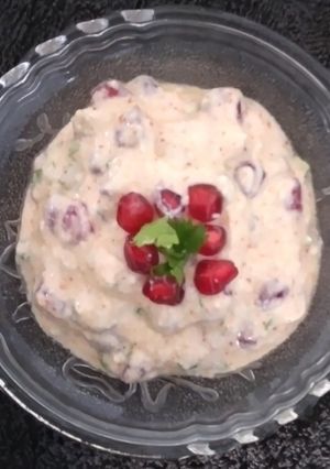 A picture of Pomegranate raitu.