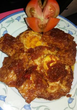 Foto resep Telur mata sapi campur tempe bumbu balado