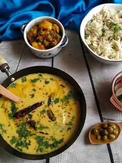 A picture of Fajeto (Gujarati ripe mango curry).