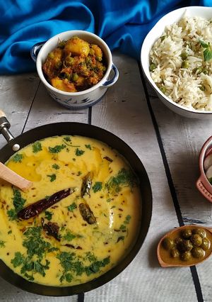 A picture of Fajeto (Gujarati ripe mango curry).