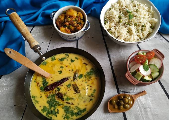 Fajeto (Gujarati ripe mango curry)