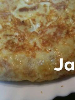 Una foto de Tortilla de patatas con atún
