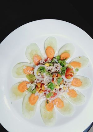 A picture of Chicken salad.