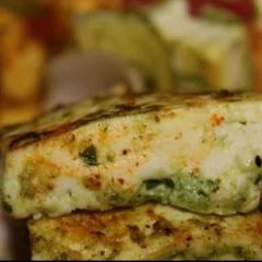 A picture of Lahsuni Paneer Tikka.