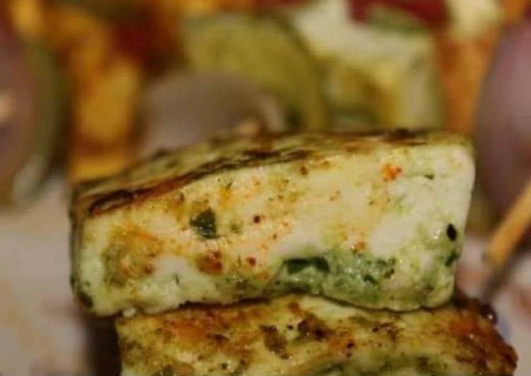 Recipe of Ultimate Lahsuni Paneer Tikka