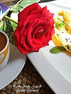 صورة لوصفة بيض اومليت بجبنة حلوم