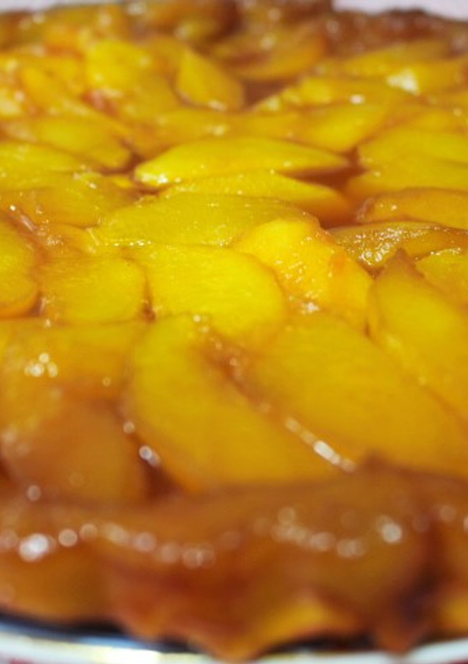 Una foto de Tarta Tatin de melocotones