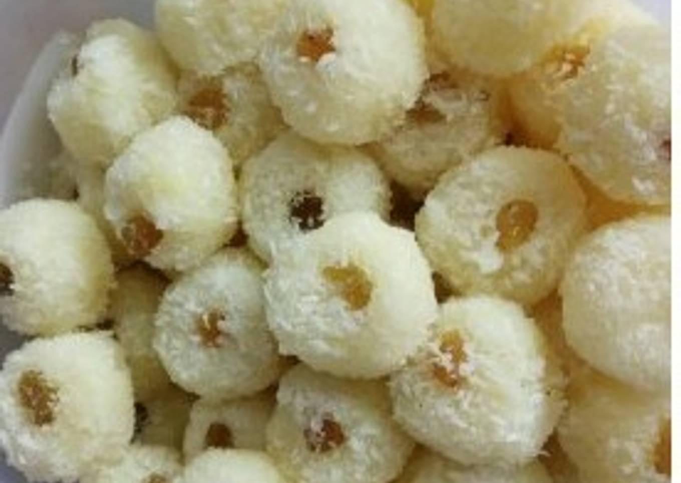 Dessicated Coconut Laddu