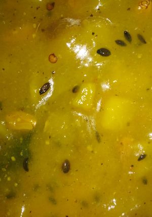 A picture of Mango chutney.