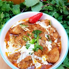 A picture of Chicken Malai Handi.