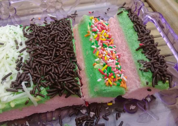 Bagaimana Menyiapkan Bolu kukus air 1 telur yang Sempurna