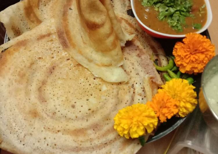 Simple Way to Prepare Any-night-of-the-week #morning breakfast #foodseekers plain crispy dosa with sambar