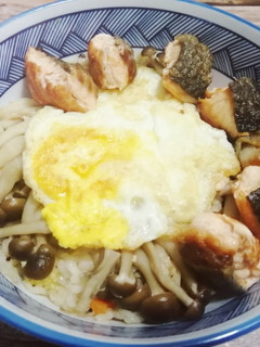 骰子鮭魚炊飯 的食譜成品照片