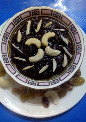 A picture of Wallnut halwa.