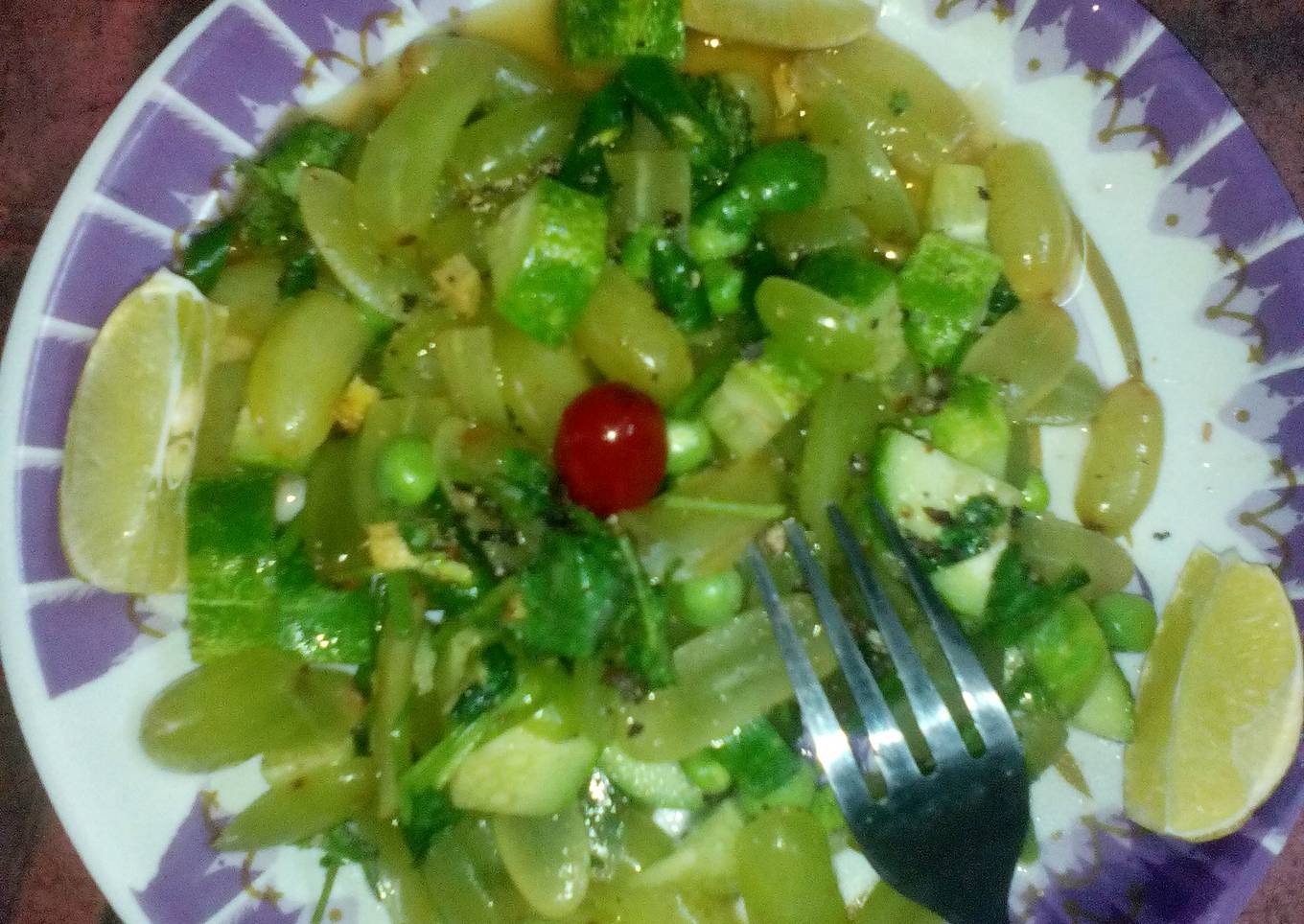 Green fruit salad