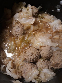 A picture of Cabbage and Meatballs.