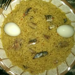 A picture of Indomie,kwai da sardin.