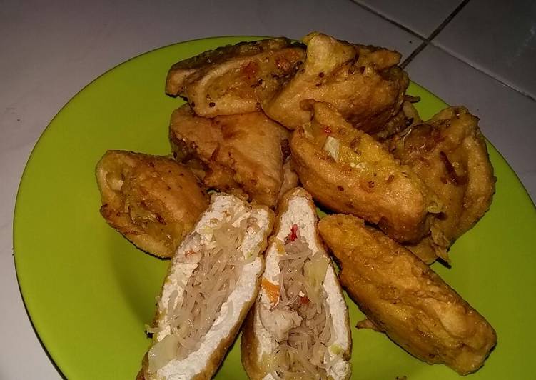 Tahu isi ayam pedas