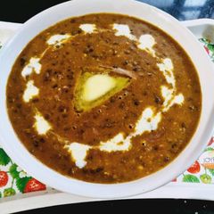 A picture of Dal makhani.
