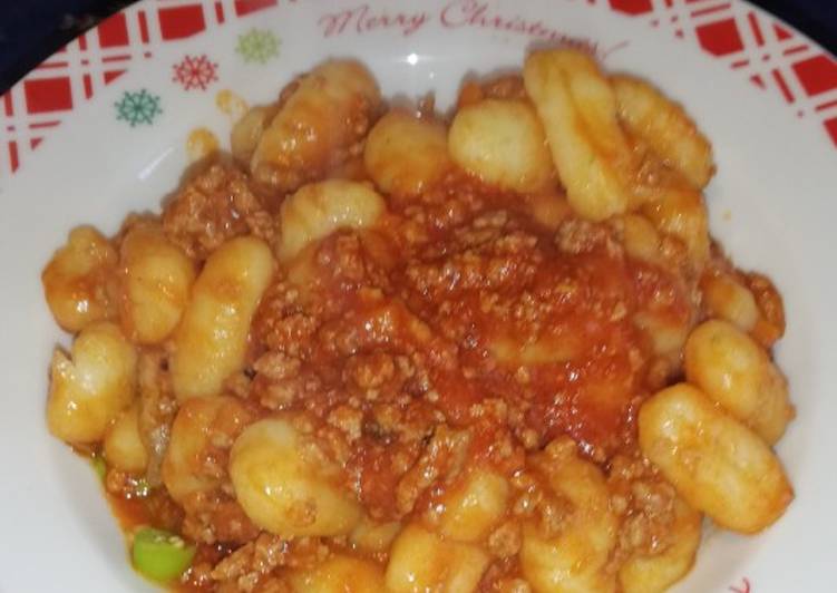 Gnocchi alla Bolognese