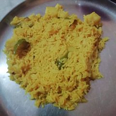 Namkeen chawal A picture of Namkeen chawal.