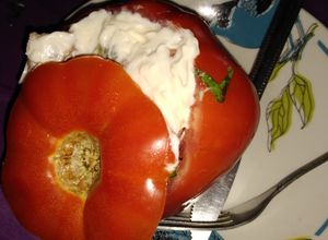 Una foto de Tomates rellenos de jurel