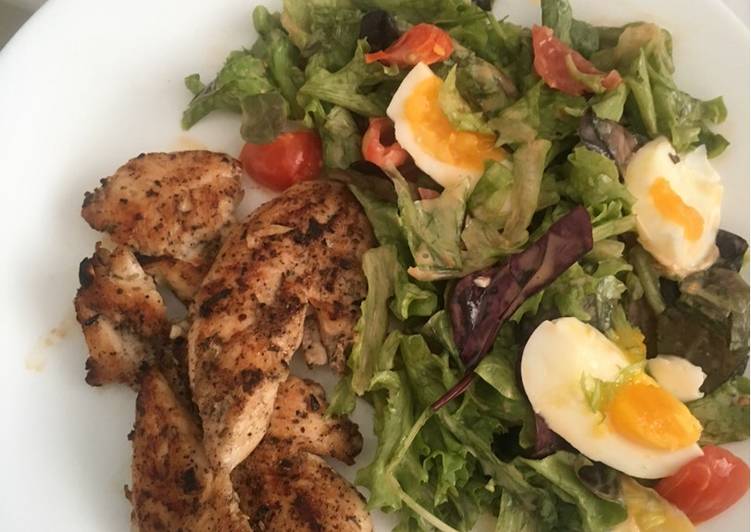 Bagaimana Membuat Grilled Chicken Salad yang Sempurna